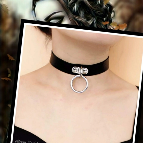 Moon Goddess Boutique Jewelry - BDSM O Ring Charm Gothic Choker Collar Black